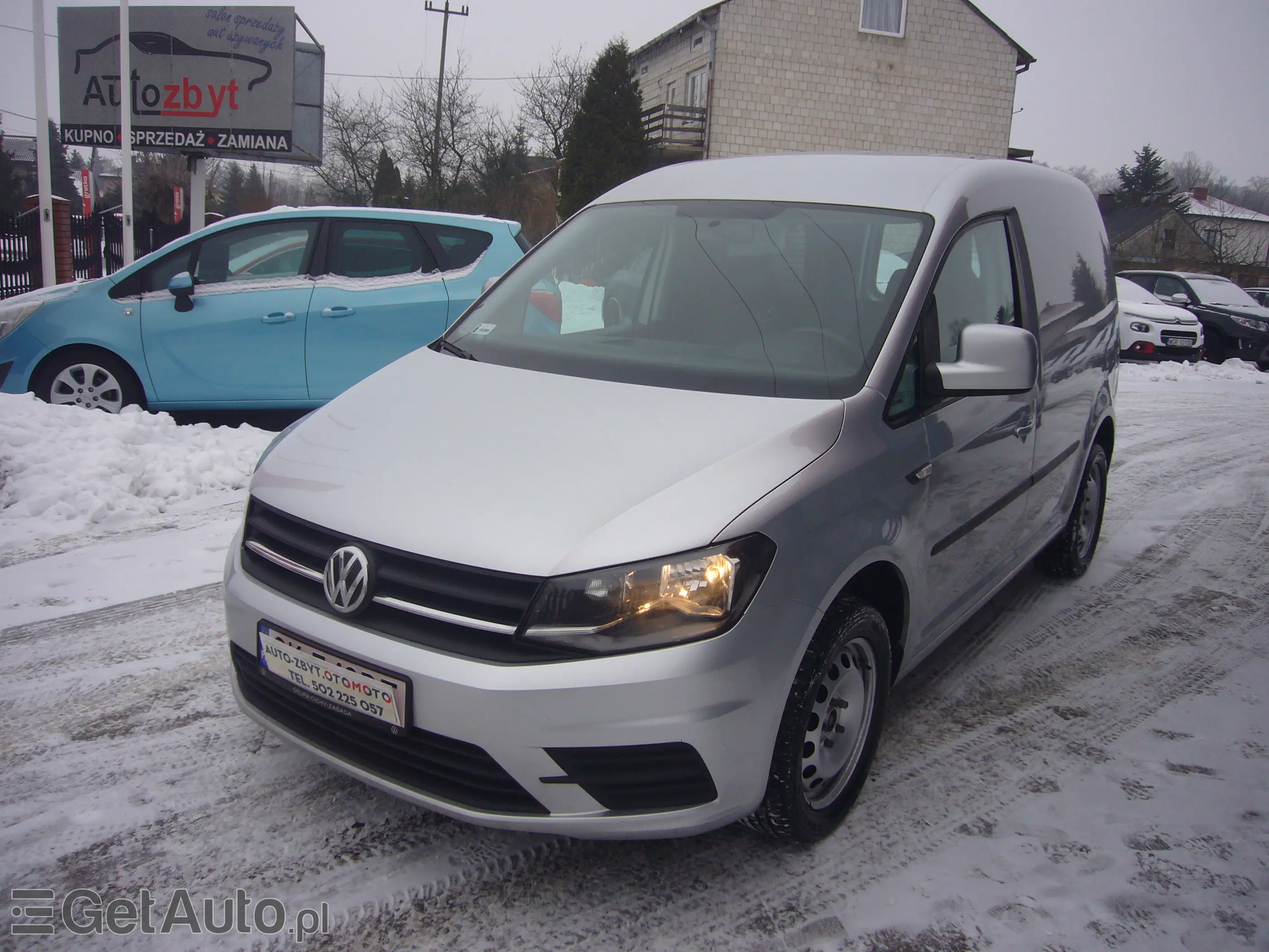 VOLKSWAGEN Caddy 