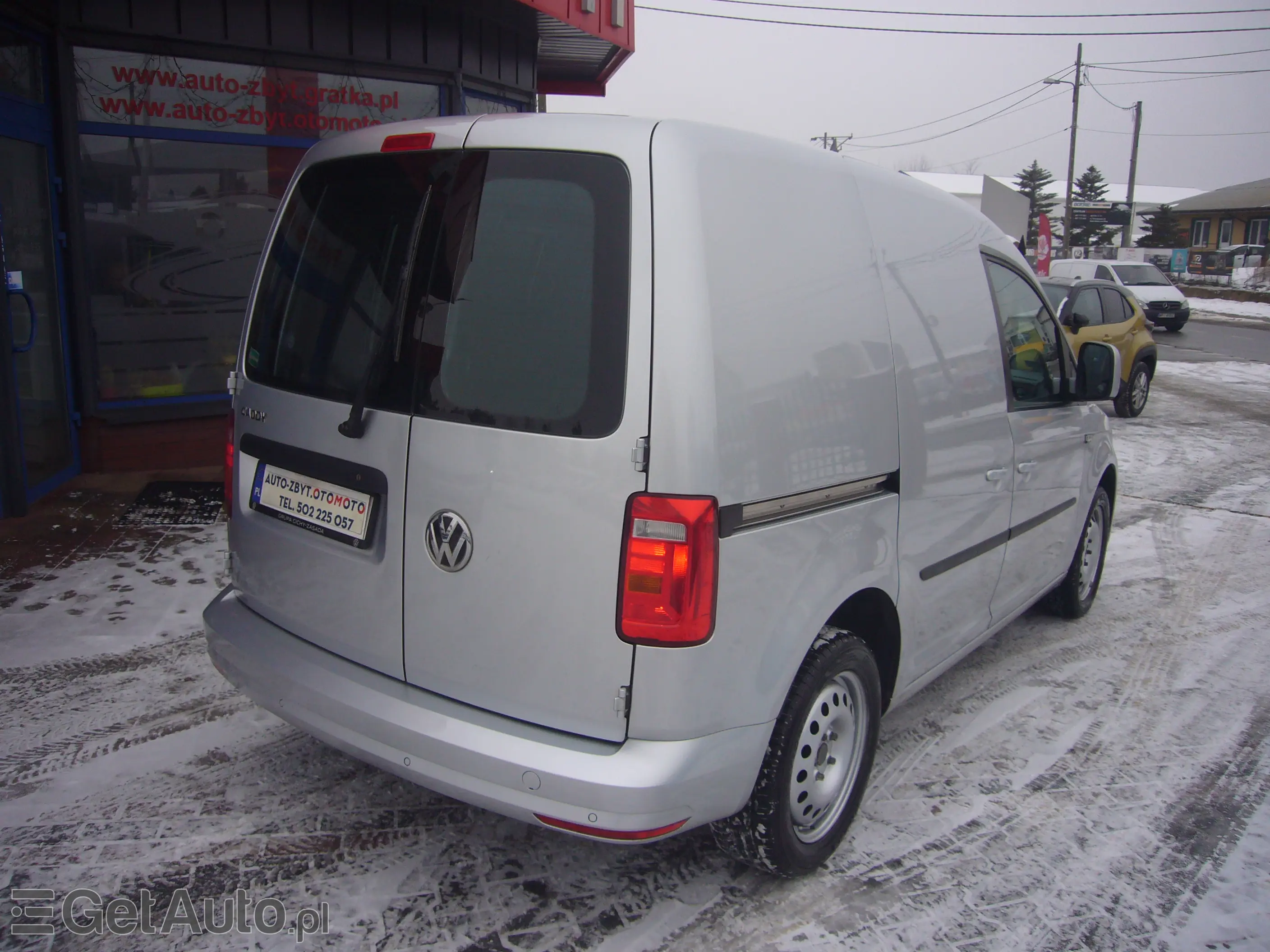 VOLKSWAGEN Caddy 
