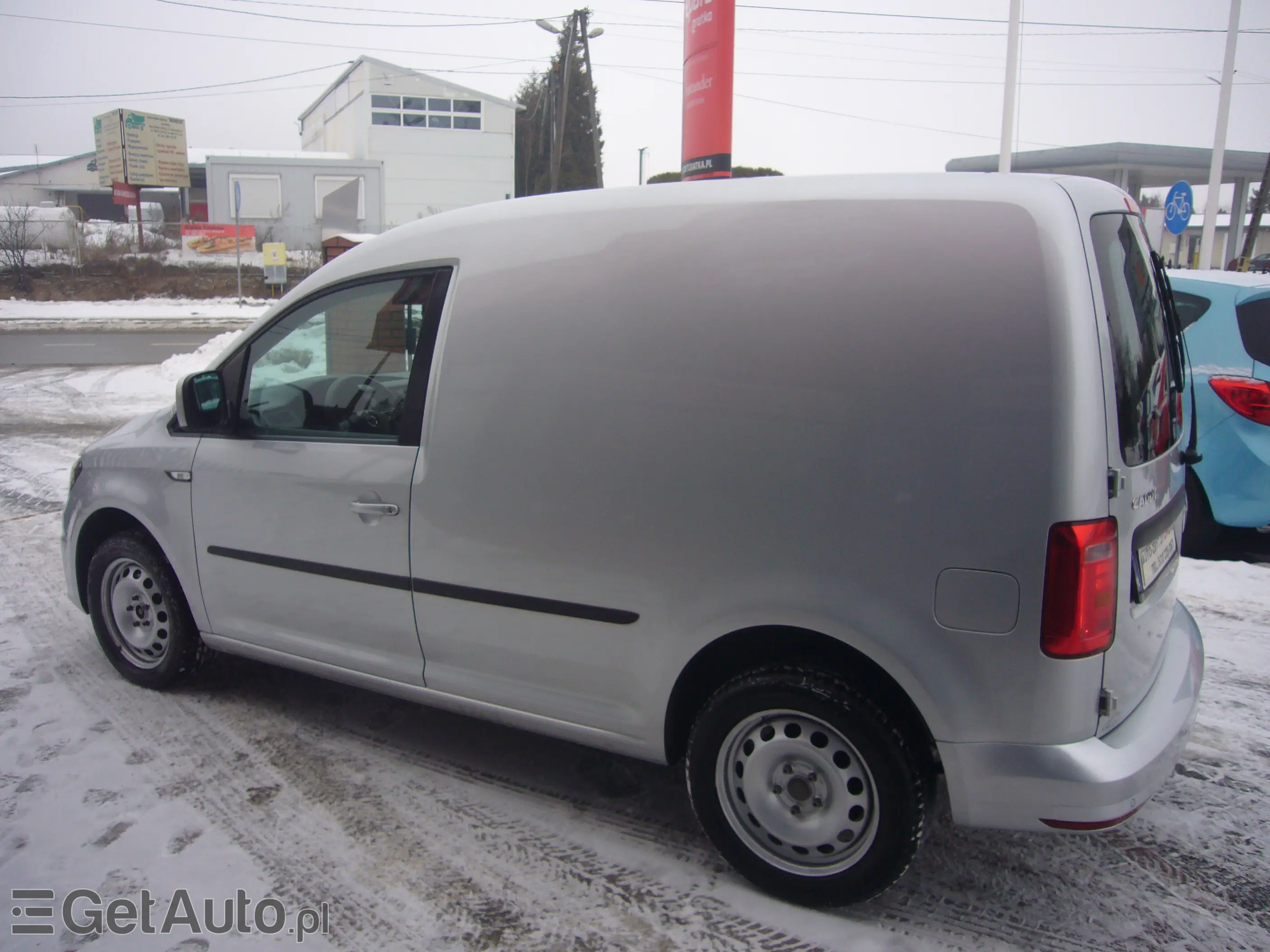 VOLKSWAGEN Caddy 