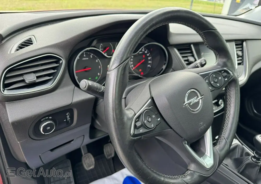 OPEL Grandland X 