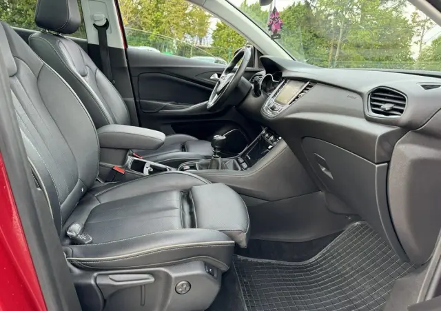OPEL Grandland X 