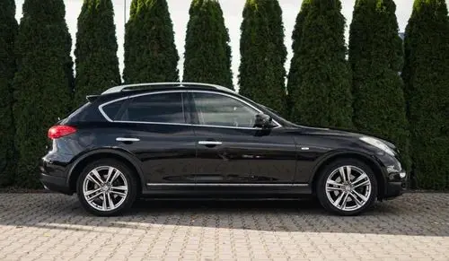 INFINITI QX50 