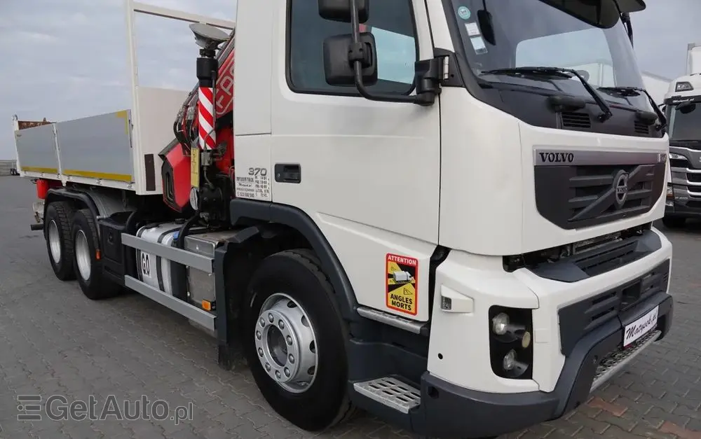 VOLVO FMX 370 / 6X4 / WYWROTKA + HDS FASSI F165XP / MAX UDŹWIG 5200KG / STEROWANIE RADIOWE / HYDROBURTA 