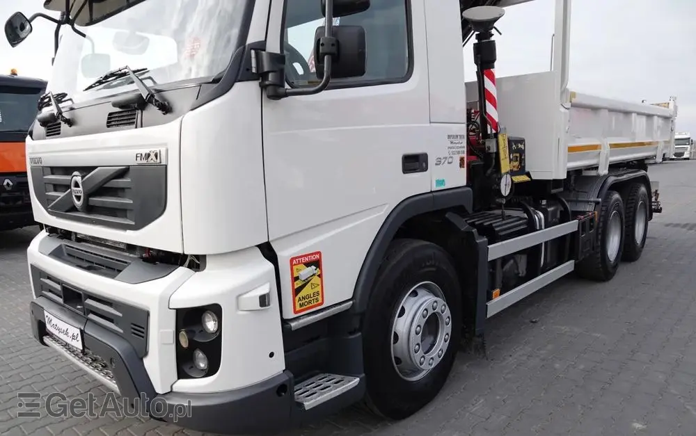 VOLVO FMX 370 / 6X4 / WYWROTKA + HDS FASSI F165XP / MAX UDŹWIG 5200KG / STEROWANIE RADIOWE / HYDROBURTA 