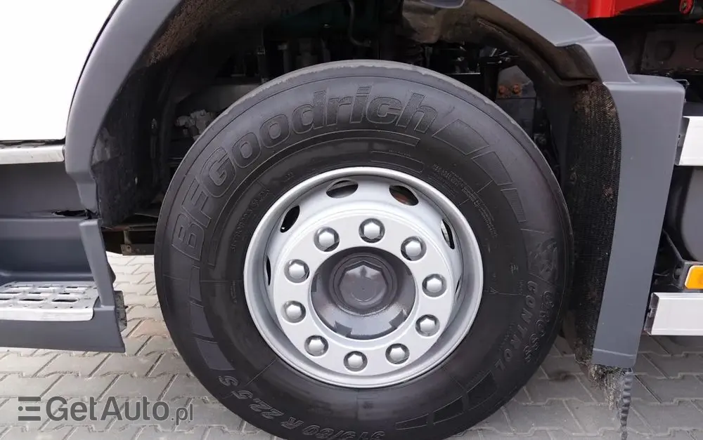 VOLVO FMX 370 / 6X4 / WYWROTKA + HDS FASSI F165XP / MAX UDŹWIG 5200KG / STEROWANIE RADIOWE / HYDROBURTA 