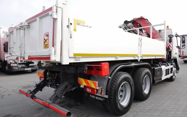 VOLVO FMX 370 / 6X4 / WYWROTKA + HDS FASSI F165XP / MAX UDŹWIG 5200KG / STEROWANIE RADIOWE / HYDROBURTA 