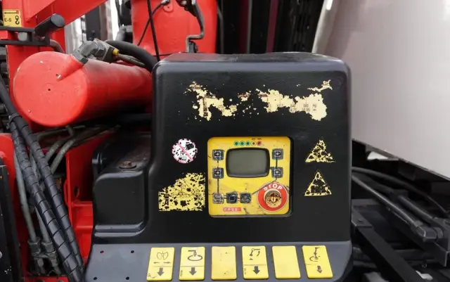 VOLVO FMX 370 / 6X4 / WYWROTKA + HDS FASSI F165XP / MAX UDŹWIG 5200KG / STEROWANIE RADIOWE / HYDROBURTA 