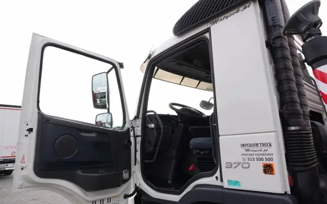 VOLVO FMX 370 / 6X4 / WYWROTKA + HDS FASSI F165XP / MAX UDŹWIG 5200KG / STEROWANIE RADIOWE / HYDROBURTA 