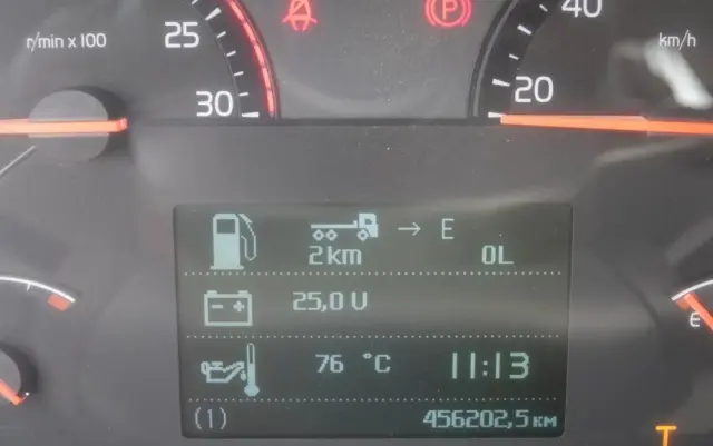 VOLVO FMX 370 / 6X4 / WYWROTKA + HDS FASSI F165XP / MAX UDŹWIG 5200KG / STEROWANIE RADIOWE / HYDROBURTA 