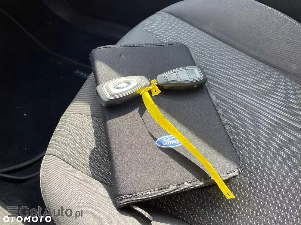 FORD Focus Turnier 1.0 EcoBoost Start-Stopp-System TITANIUM