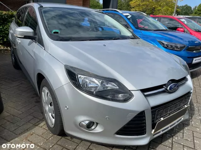 FORD Focus Turnier 1.0 EcoBoost Start-Stopp-System TITANIUM
