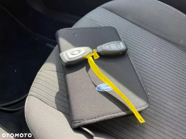 FORD Focus Turnier 1.0 EcoBoost Start-Stopp-System TITANIUM