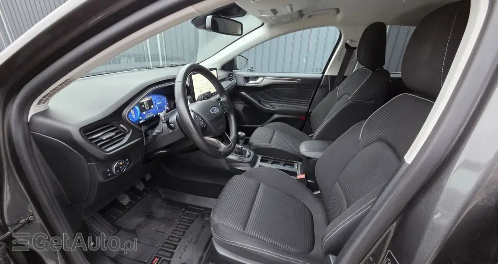 FORD Focus 1.0 EcoBoost Titanium X