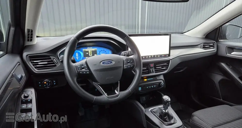 FORD Focus 1.0 EcoBoost Titanium X