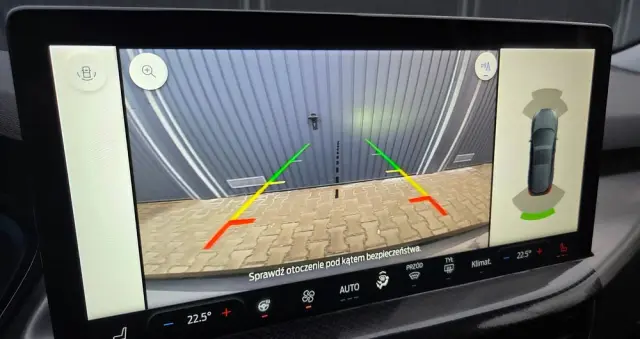 FORD Focus 1.0 EcoBoost Titanium X