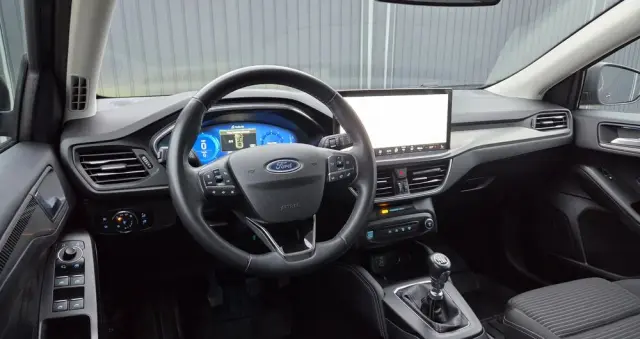 FORD Focus 1.0 EcoBoost Titanium X
