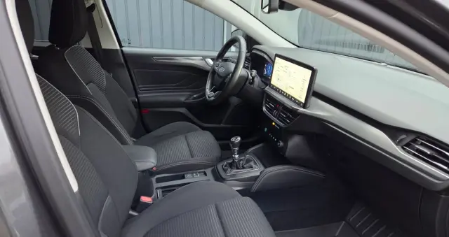 FORD Focus 1.0 EcoBoost Titanium X