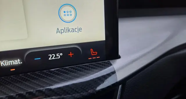 FORD Focus 1.0 EcoBoost Titanium X