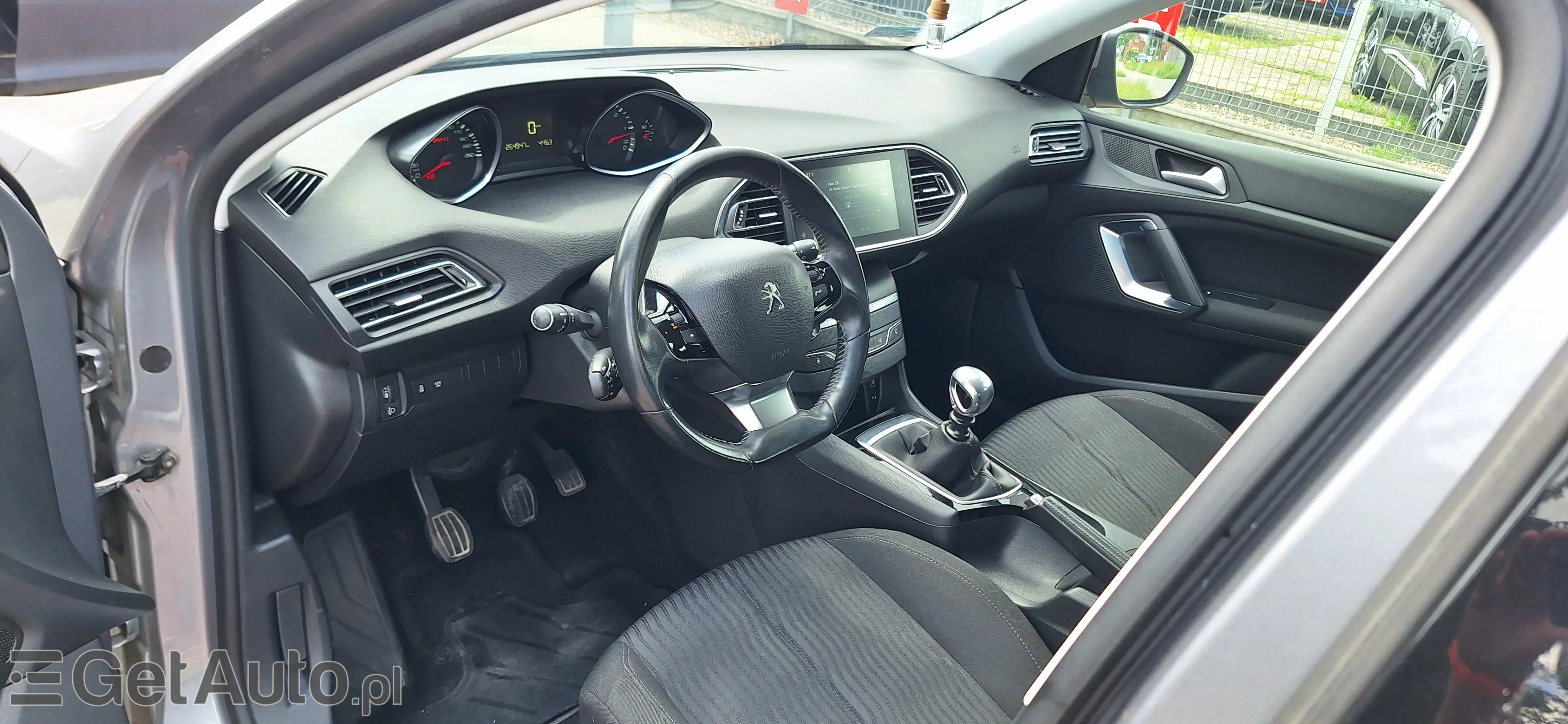 PEUGEOT 308 