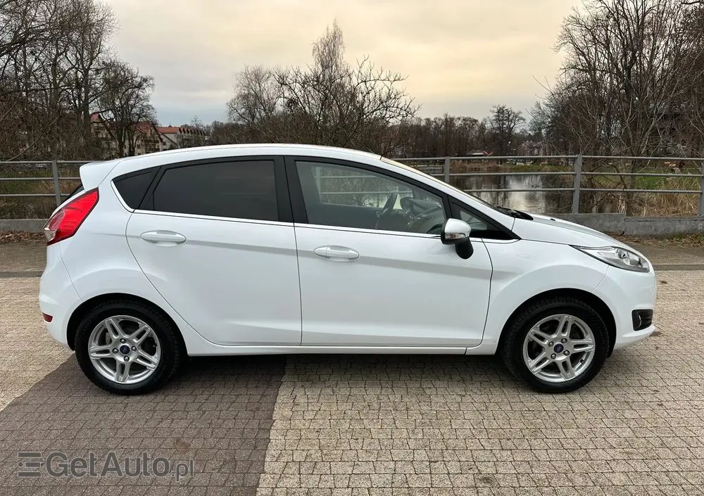 FORD Fiesta 1.0 Titanium