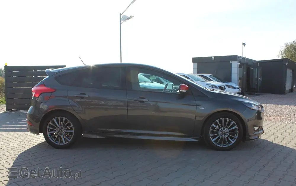 FORD Focus 1.0 EcoBoost Start-Stopp-System ST-Line