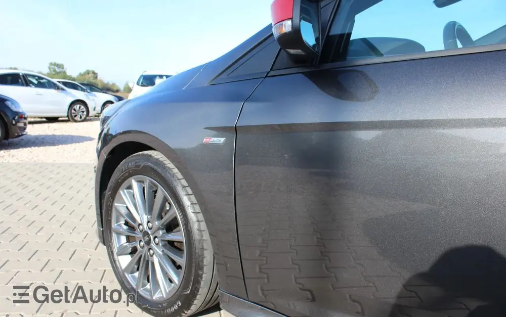 FORD Focus 1.0 EcoBoost Start-Stopp-System ST-Line