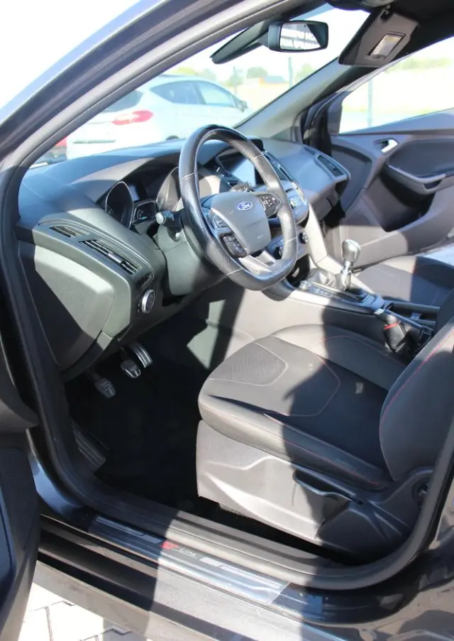 FORD Focus 1.0 EcoBoost Start-Stopp-System ST-Line