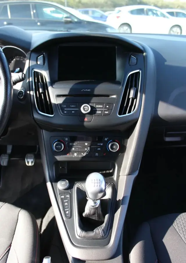 FORD Focus 1.0 EcoBoost Start-Stopp-System ST-Line