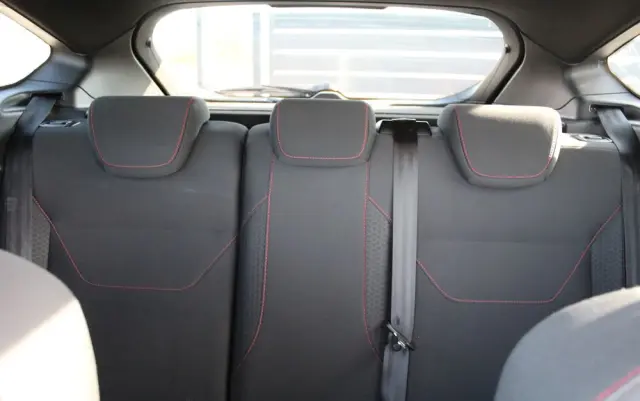 FORD Focus 1.0 EcoBoost Start-Stopp-System ST-Line