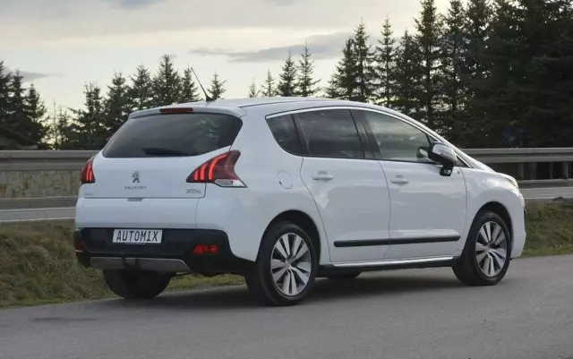 PEUGEOT 3008 1.6 HDi Style