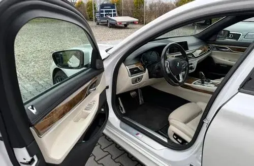 BMW Seria 7 