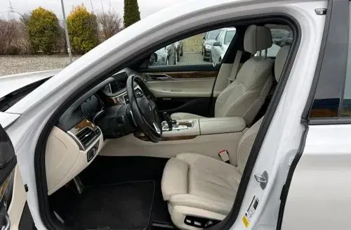 BMW Seria 7 