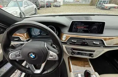 BMW Seria 7 