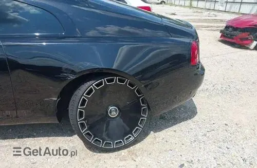 ROLLS-ROYCE Wraith 