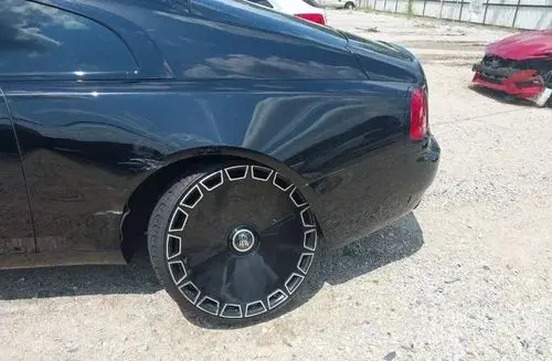 ROLLS-ROYCE Wraith 
