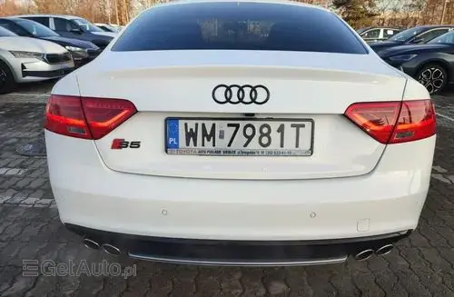 AUDI S5 