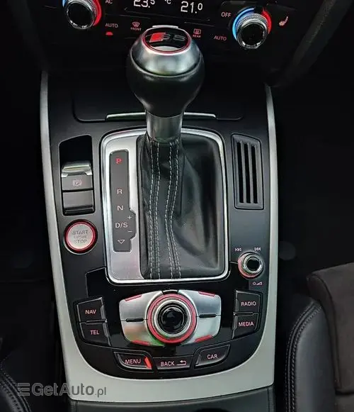 AUDI S5 