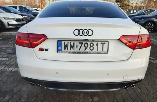 AUDI S5 