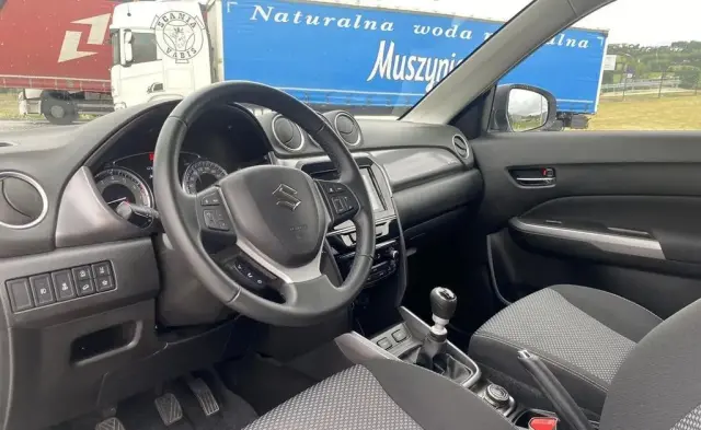 SUZUKI Vitara 