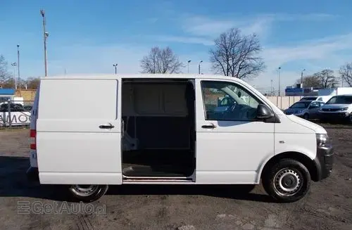 VOLKSWAGEN TRANSPORTER 