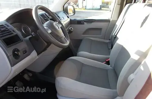 VOLKSWAGEN TRANSPORTER 