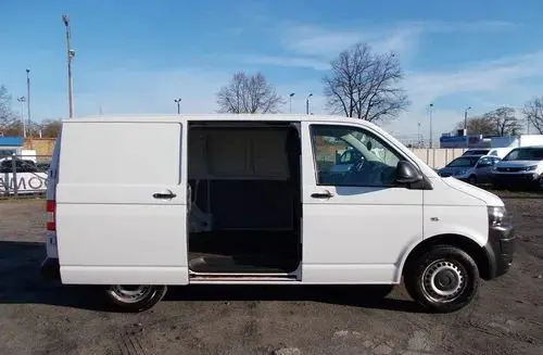 VOLKSWAGEN TRANSPORTER 