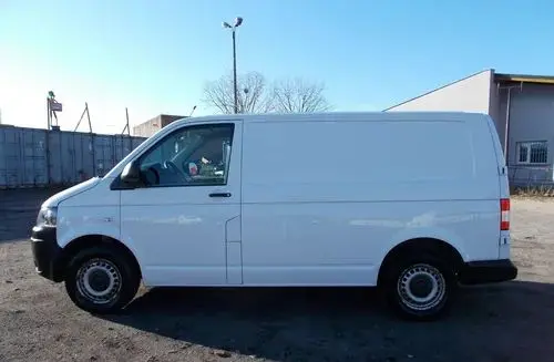VOLKSWAGEN TRANSPORTER 
