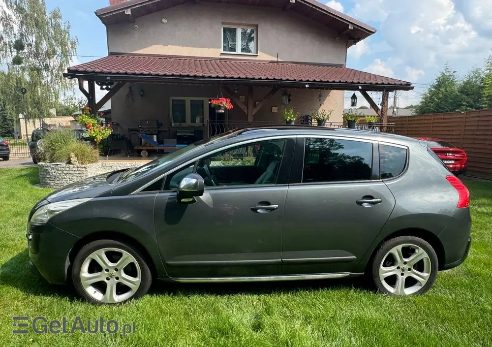 PEUGEOT 3008 2.0 HDi Allure