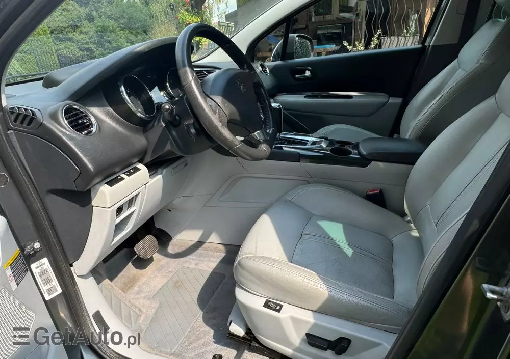 PEUGEOT 3008 2.0 HDi Allure