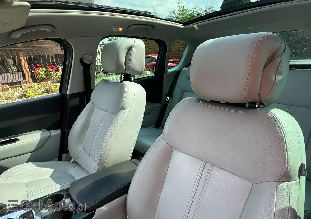 PEUGEOT 3008 2.0 HDi Allure