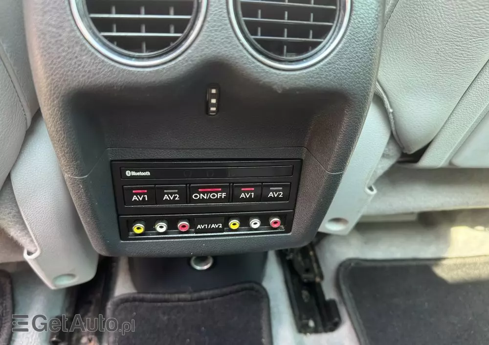 PEUGEOT 3008 2.0 HDi Allure