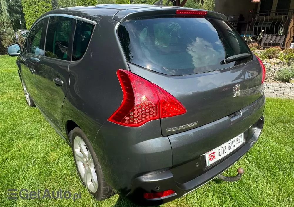 PEUGEOT 3008 2.0 HDi Allure