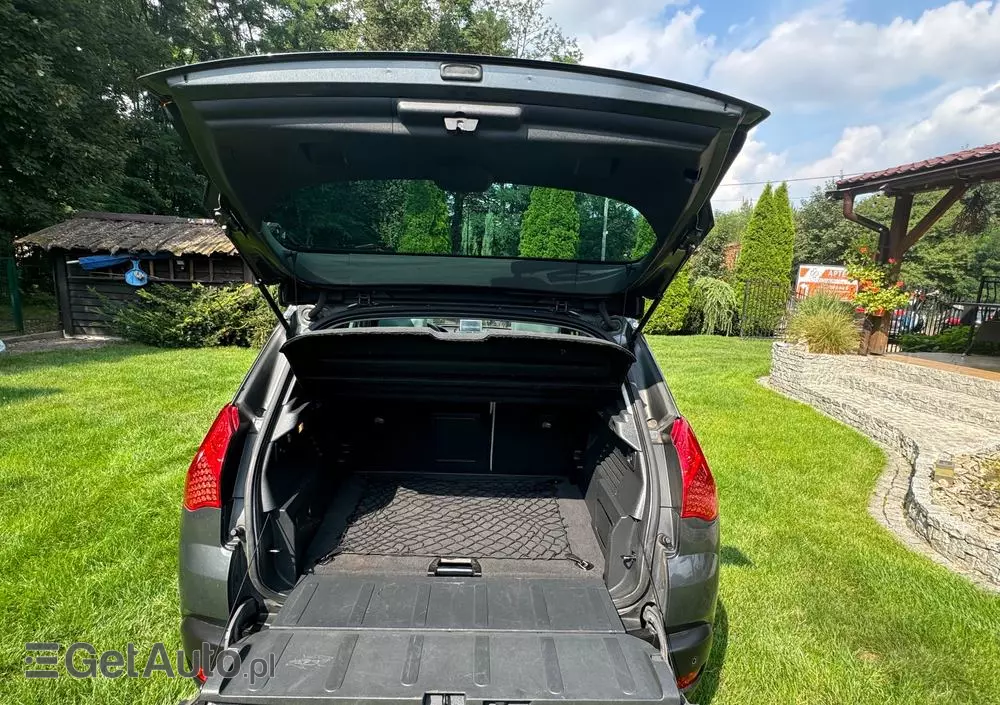 PEUGEOT 3008 2.0 HDi Allure