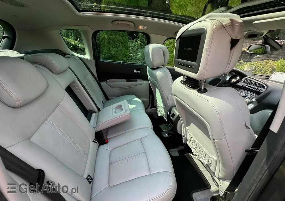 PEUGEOT 3008 2.0 HDi Allure